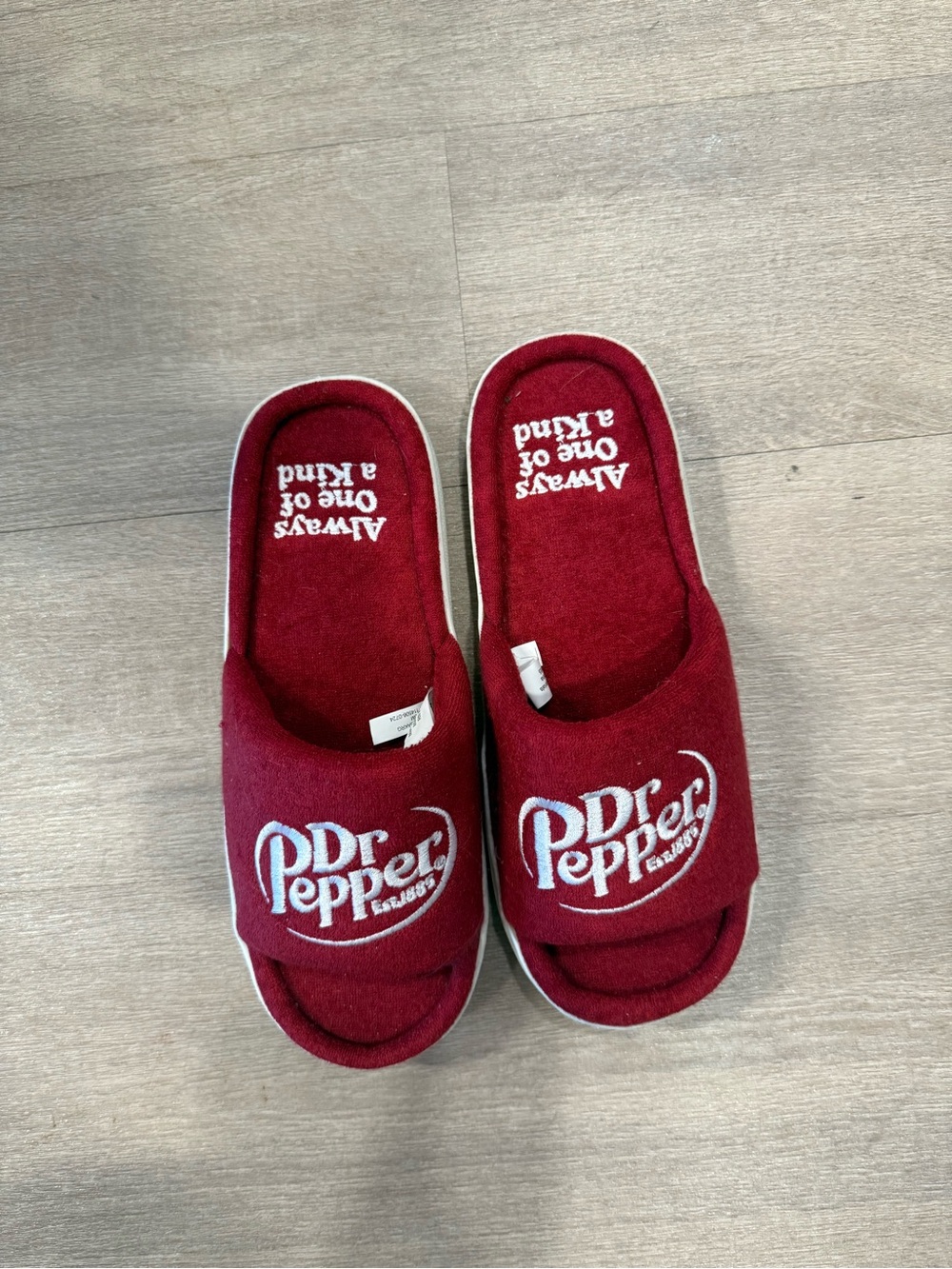 Dr Pepper Women's Slippers NWOT